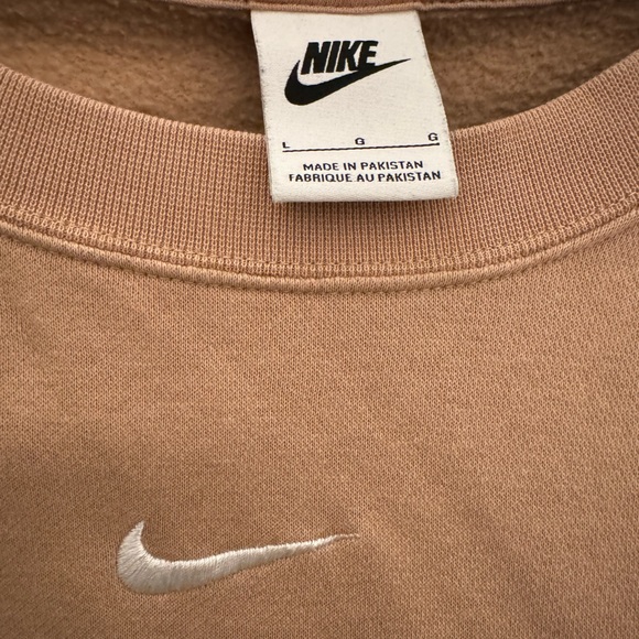 Nike Women's Tan Sweatshirt - Picture 3 of 6